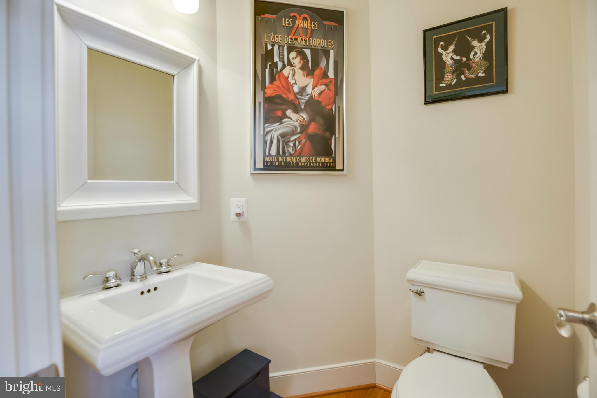 9508 Ament Street Silver Spring, MD 20910 - Photo 14 of 25 Bath