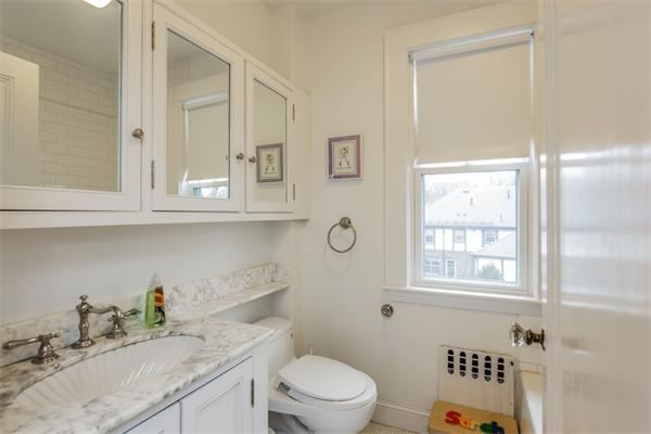 12 Fellsmere Road Newton, MA 02459 - Photo 21 of 28