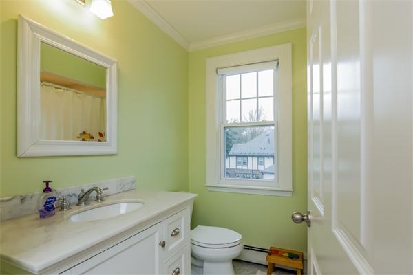 12 Fellsmere Road Newton, MA 02459 - Photo 22 of 28