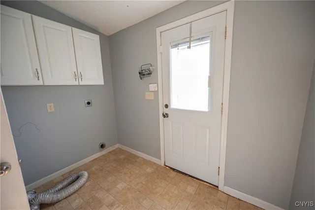 $230,000 | 9001 Summit Road, Paris, NY 13318