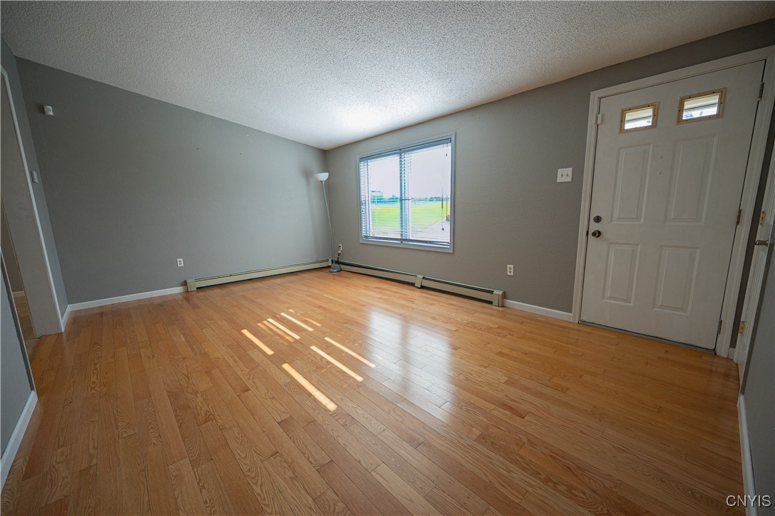 9001 Summit Road Paris, NY 13318 - Photo 19 of 50 Living room