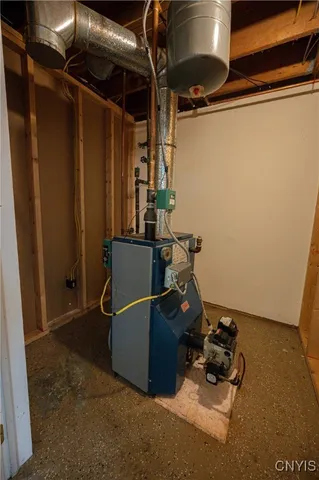 $230,000 | 9001 Summit Road, Paris, NY 13318