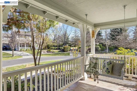 $1,750,000 | 2410 Robinson Circle, Livermore, CA 94550