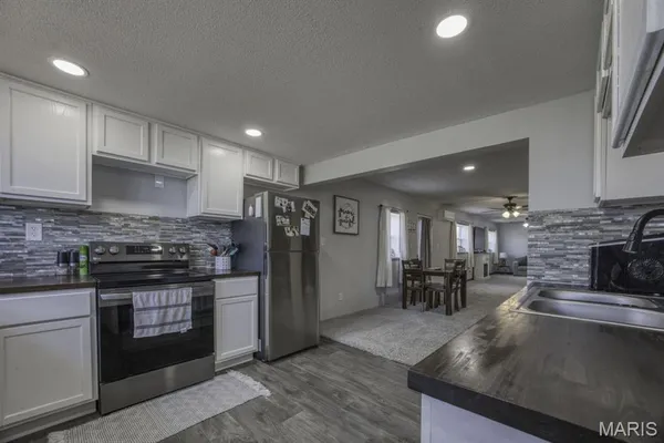 $595,000 | 2066 State Rd Jj, Stoutland, MO 65567