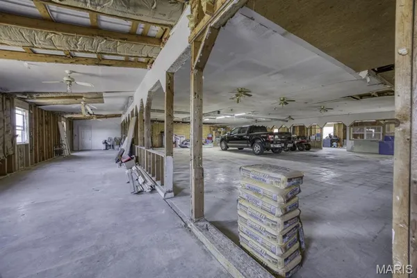 $595,000 | 2066 State Rd Jj, Stoutland, MO 65567