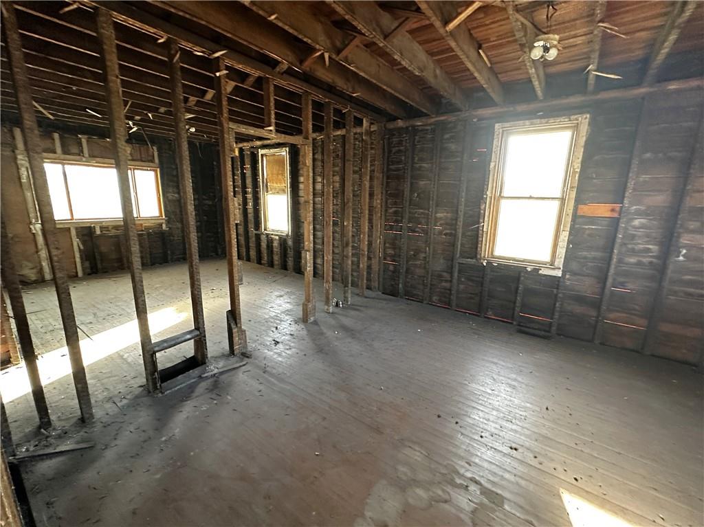92 2nd Street Uniontown, PA 15401 - Photo 6 of 10 an empty room with windows