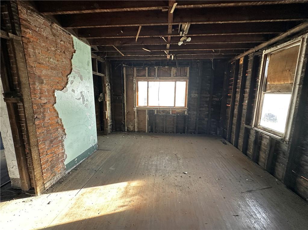 92 2nd Street Uniontown, PA 15401 - Photo 7 of 10 a view of entryway