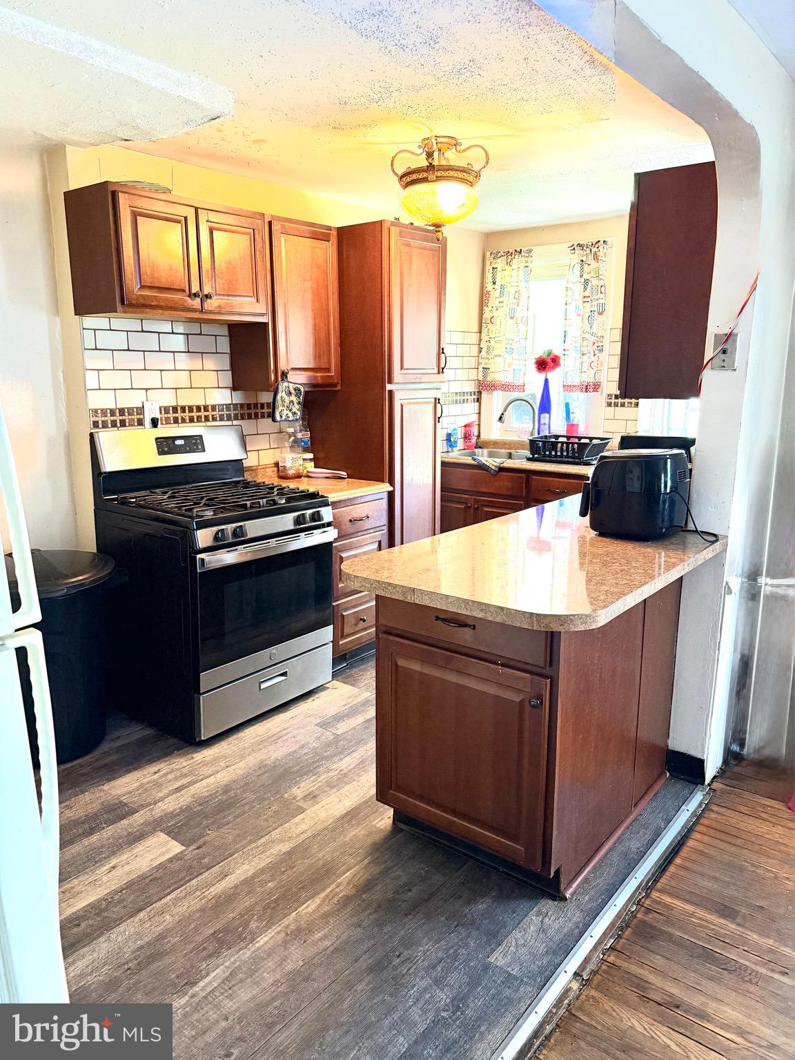3141 South Atlanta Road Camden, NJ 08104 - Photo 6 of 21 Gallery Image 6