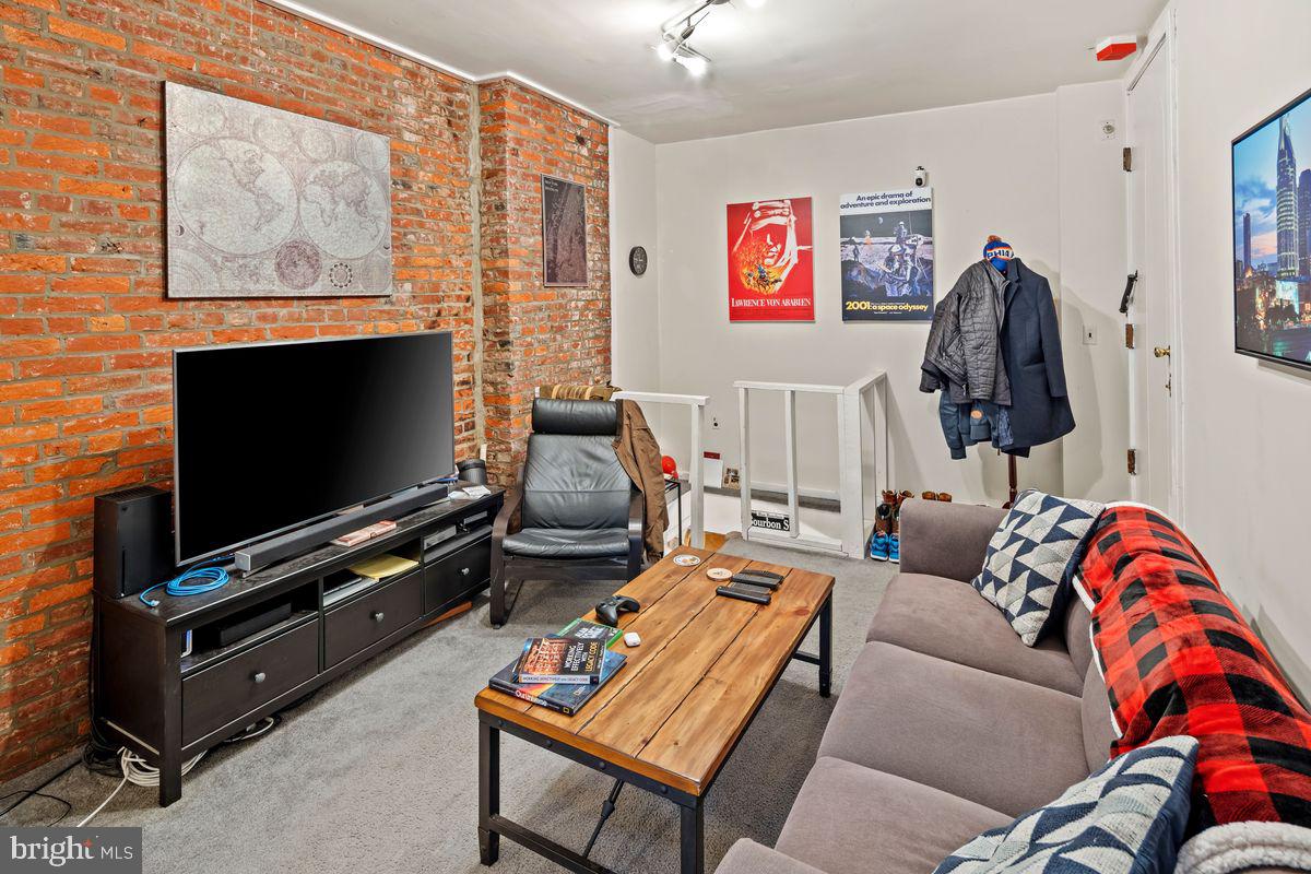 505 Pine Street Philadelphia, PA 19106 - Photo 16 of 39