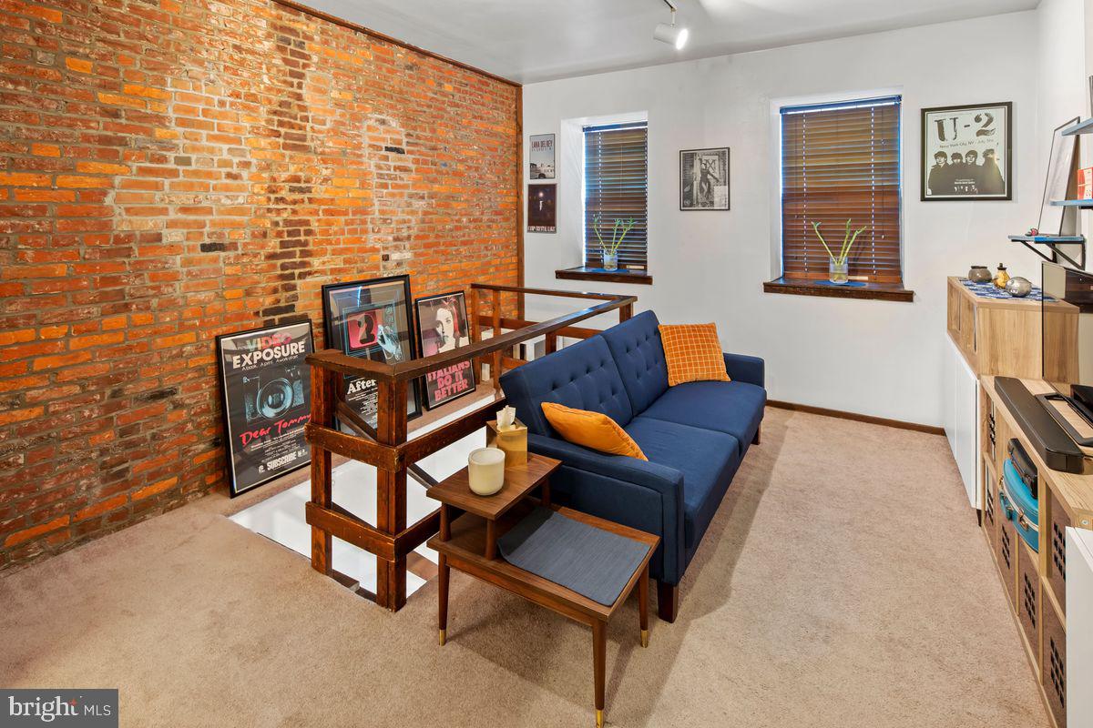 505 Pine Street Philadelphia, PA 19106 - Photo 2 of 39