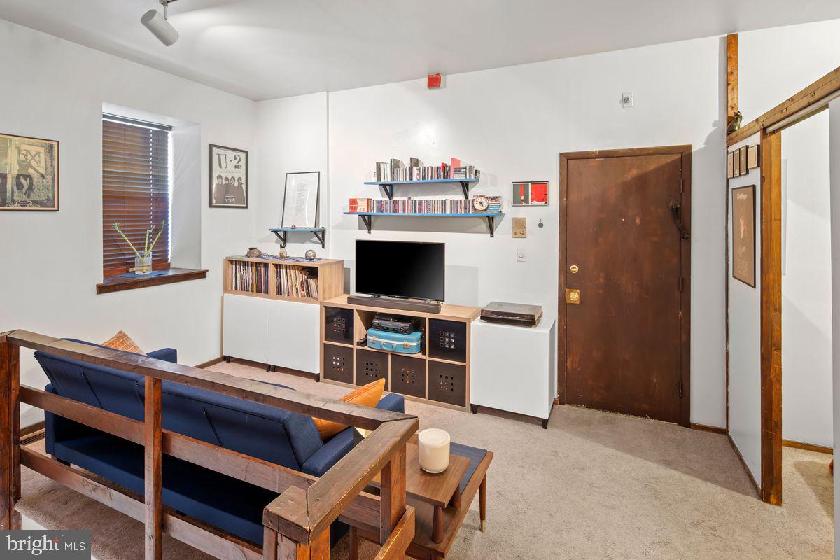 505 Pine Street Philadelphia, PA 19106 - Photo 3 of 39