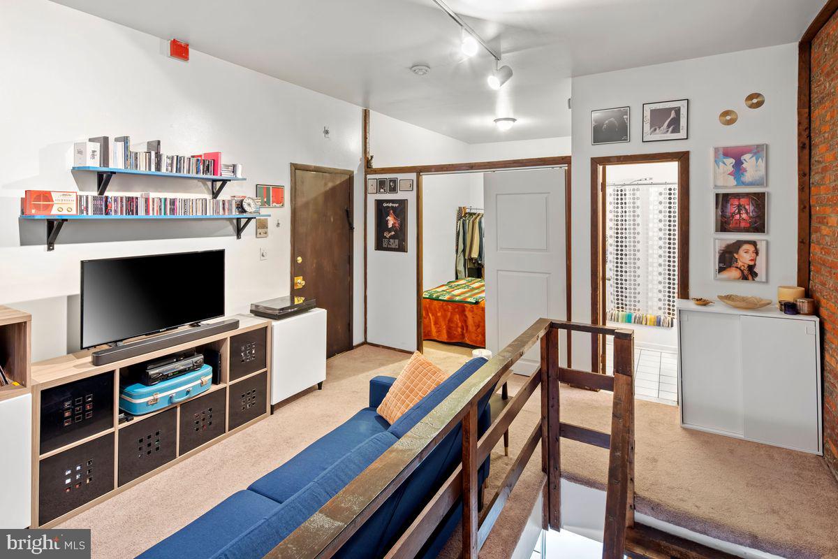 505 Pine Street Philadelphia, PA 19106 - Photo 5 of 39