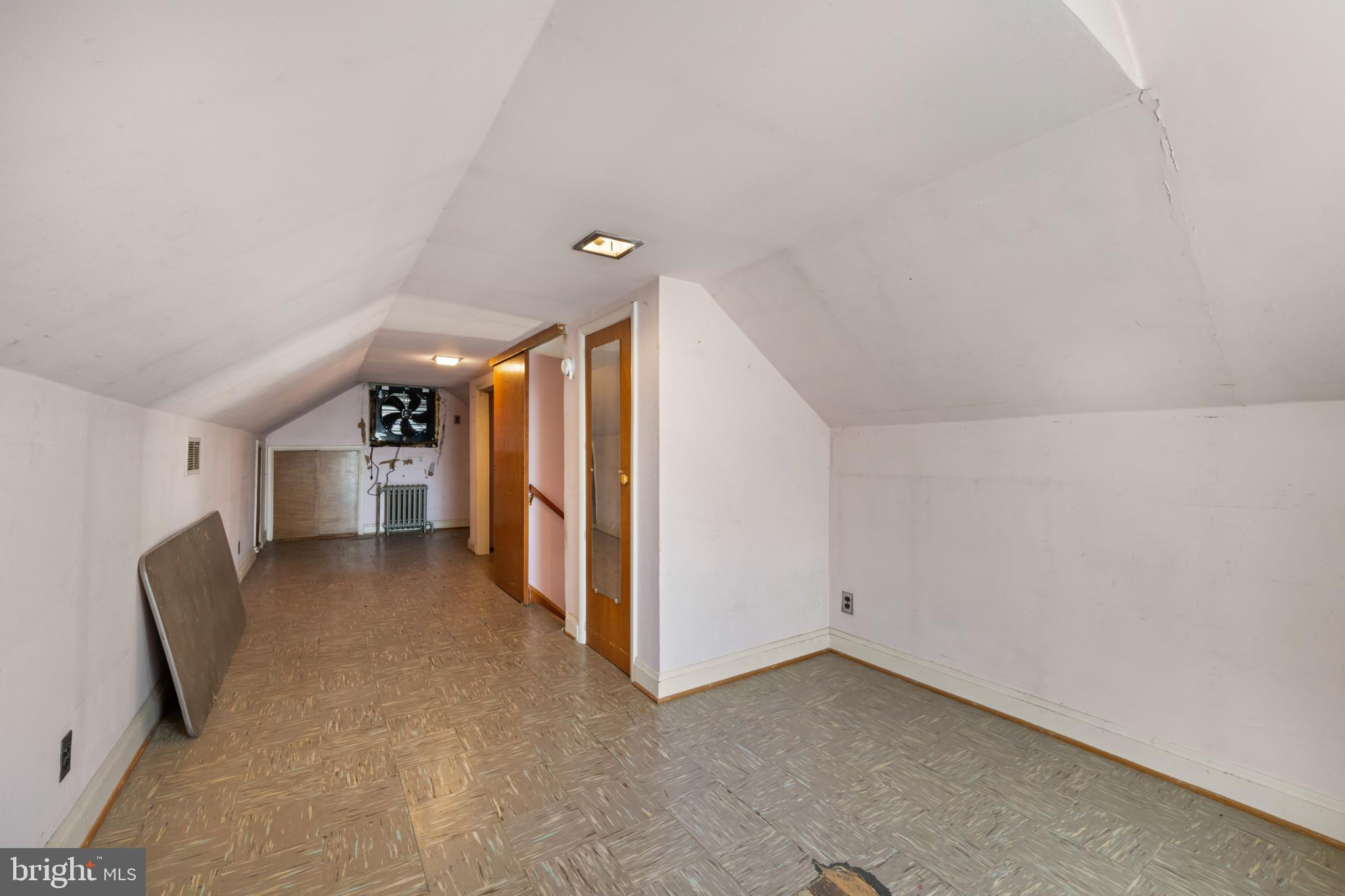 6810 Belclare Road Baltimore, MD 21222 - Photo 22 of 35 Third bedroom