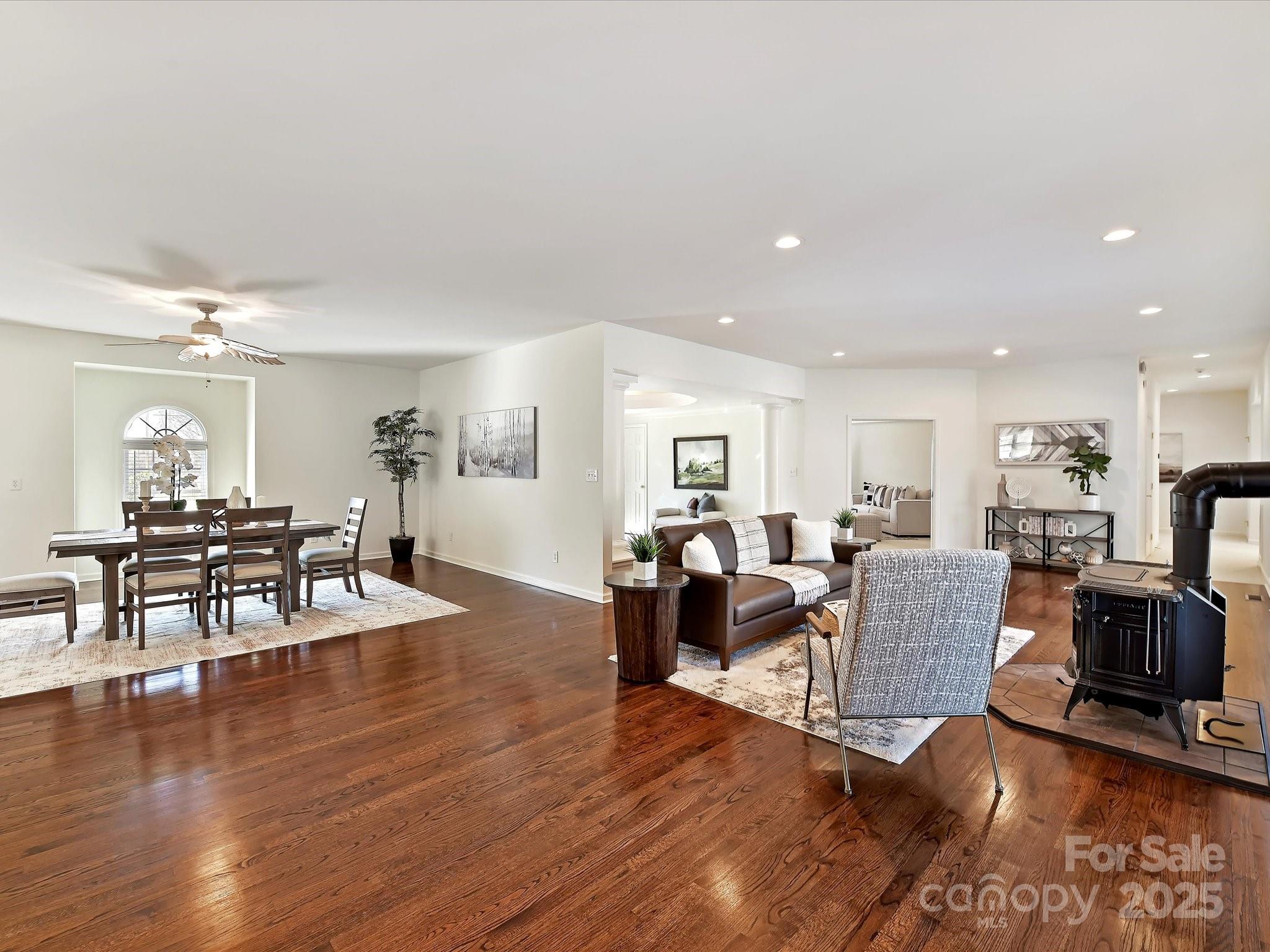 11027 Brief Road Charlotte, NC 28227 - Photo 10 of 40 Gallery Image 10