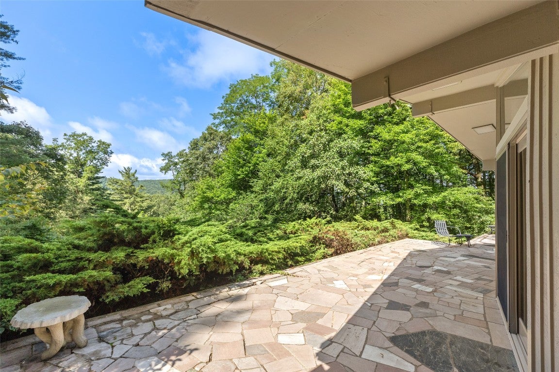240 Laurel Heights Road Highlands, NC 28741 - Photo 19 of 49 Gallery Image 19