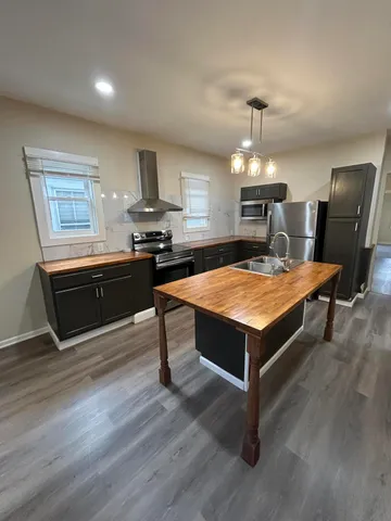 $1,750 | 1424 North 23rd Street, Milwaukee, WI 53205