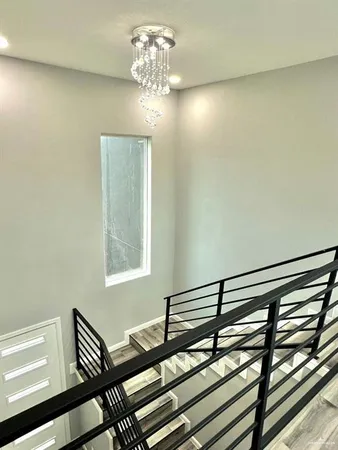 $1,800 | 5402 North Crown Point, Pharr, TX 78577