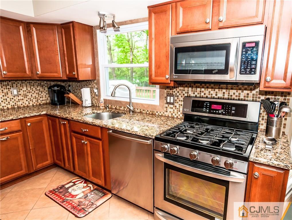 29 Boston Post Road East Brunswick, NJ 08816 - Photo 7 of 24 Gallery Image 7