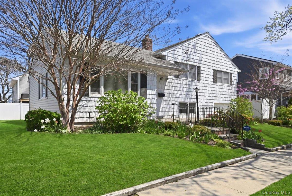 345 East State Street Long Beach, NY 11561 - Photo 3 of 28