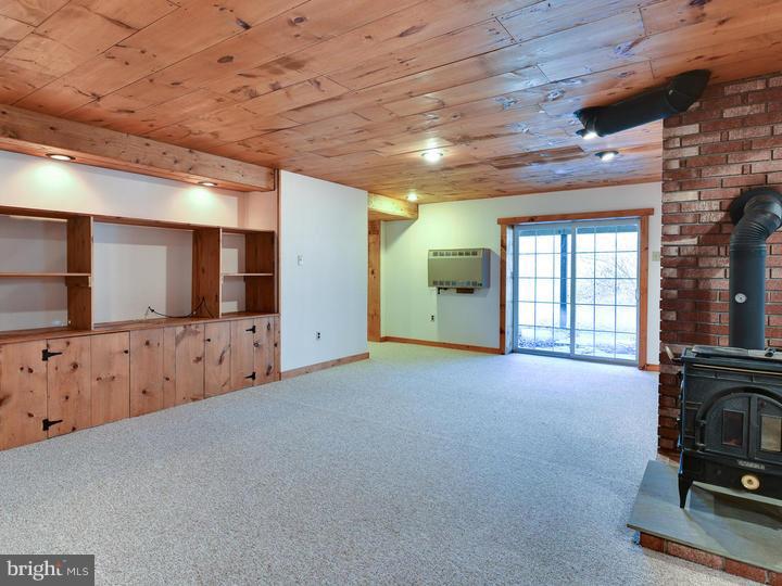 341 Warwick Road Elverson, PA 19520 - Photo 17 of 25 Basement - Finished