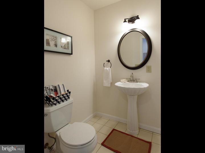 341 Warwick Road Elverson, PA 19520 - Photo 22 of 25 Bathroom