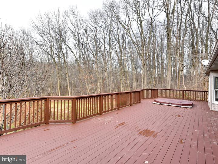 341 Warwick Road Elverson, PA 19520 - Photo 24 of 25 Deck
