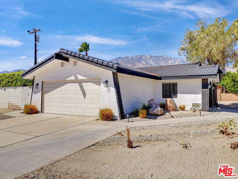 2493 East Powell Road Palm Springs, CA 92262 - Photo 6 of 45