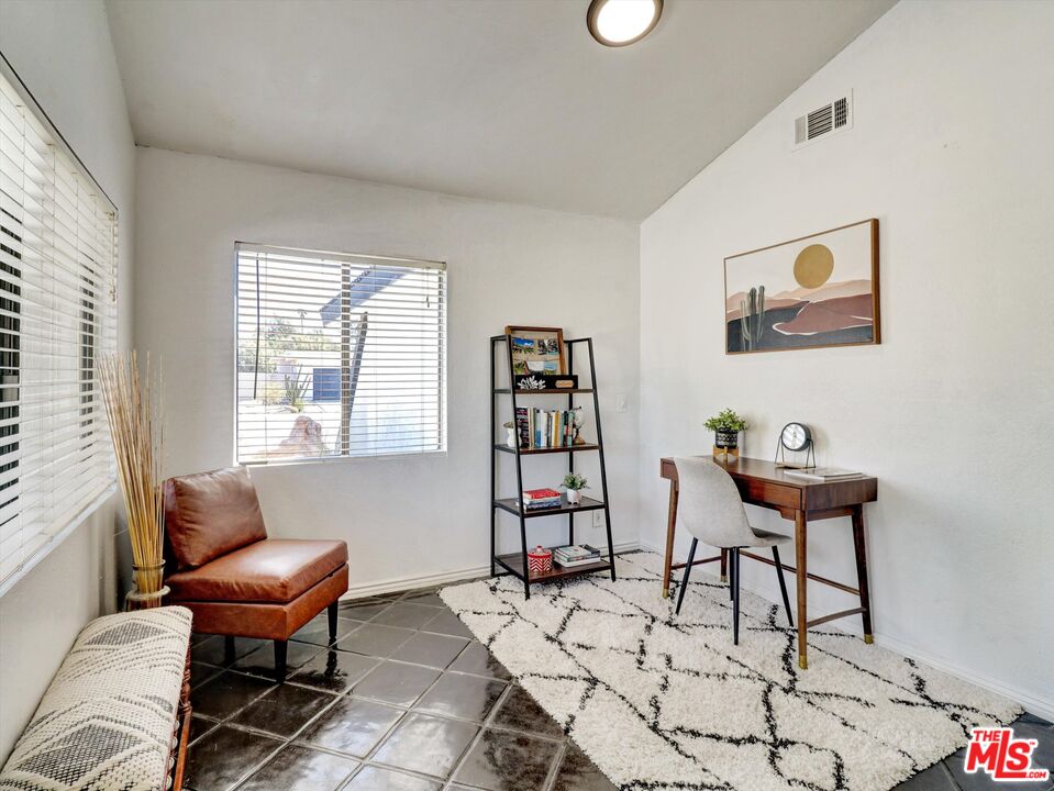 2493 East Powell Road Palm Springs, CA 92262 - Photo 8 of 45