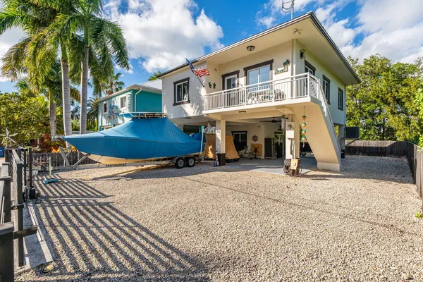 $800,000 | 22 Tarpon Avenue, Key Largo, FL 33037