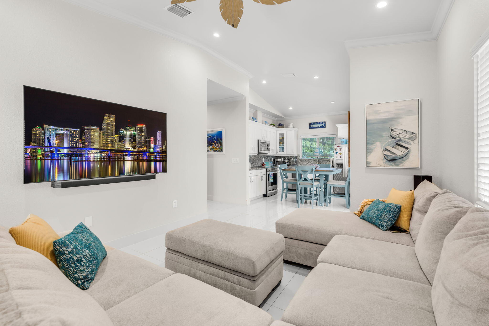22 Tarpon Avenue Key Largo, FL 33037 - Photo 21 of 43 a living room with furniture and a wall painting
