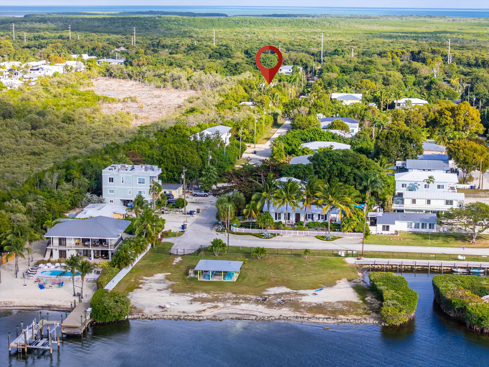22 Tarpon Avenue Key Largo, FL 33037 - Photo 43 of 43 an aerial view of residential houses with outdoor space
