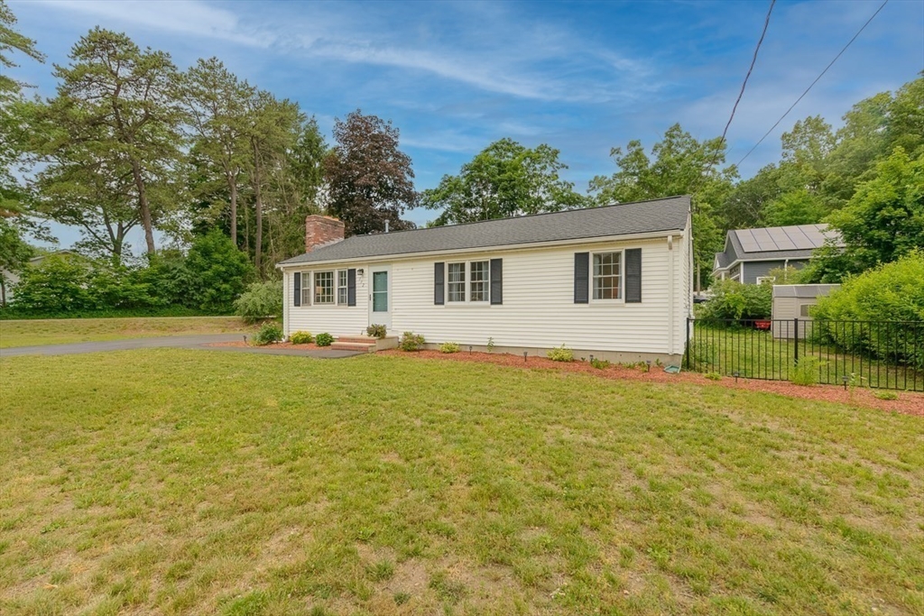 132 Oak Ridge Drive Ayer, MA 01432 - Photo 25 of 33
