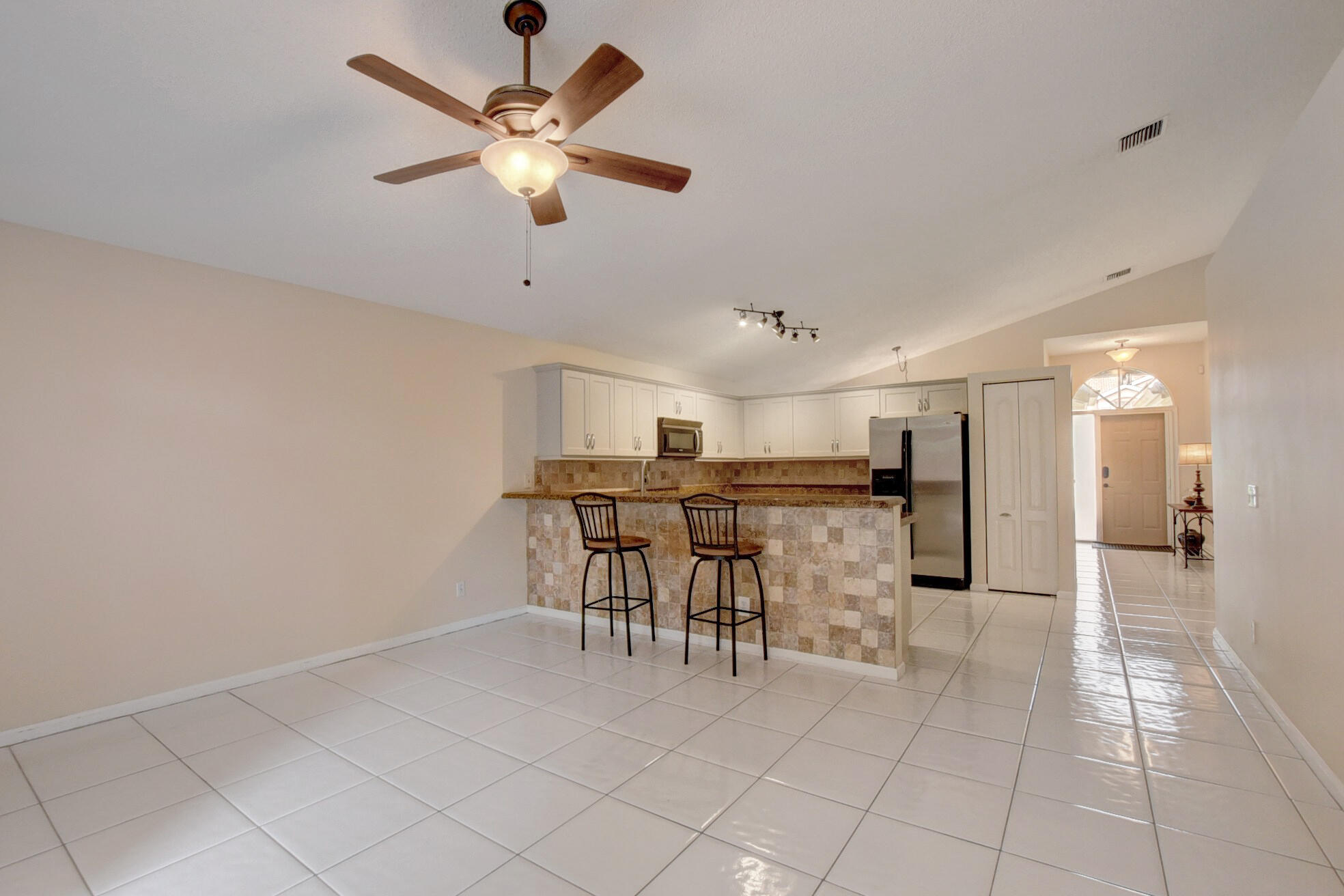 9530 Fox Trot Lane Boca Raton, FL 33496 - Photo 12 of 45 openview