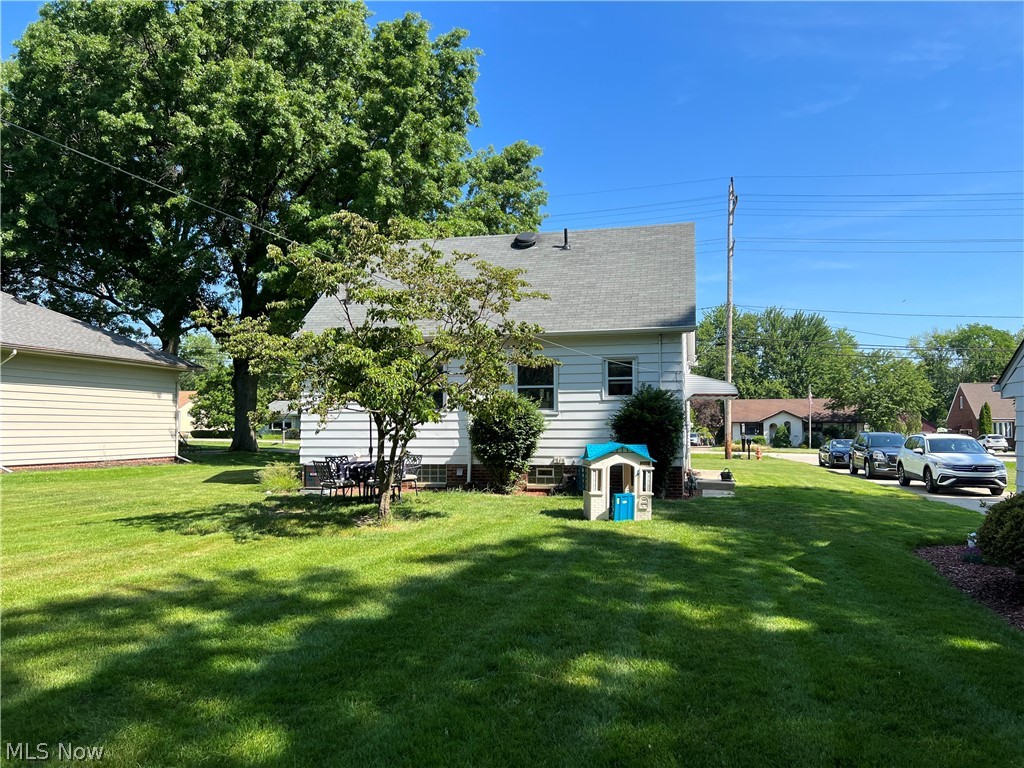 25015 Maple Ridge Road North Olmsted, OH 44070 - Photo 27 of 31 Gallery Image 27