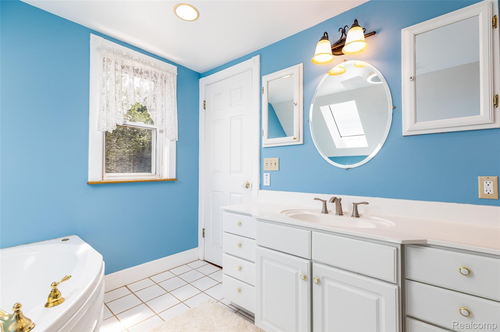 11136 Clyde Road Fenton, MI 48430 - Photo 44 of 70 11136 Clyde Road - Hartland, MI