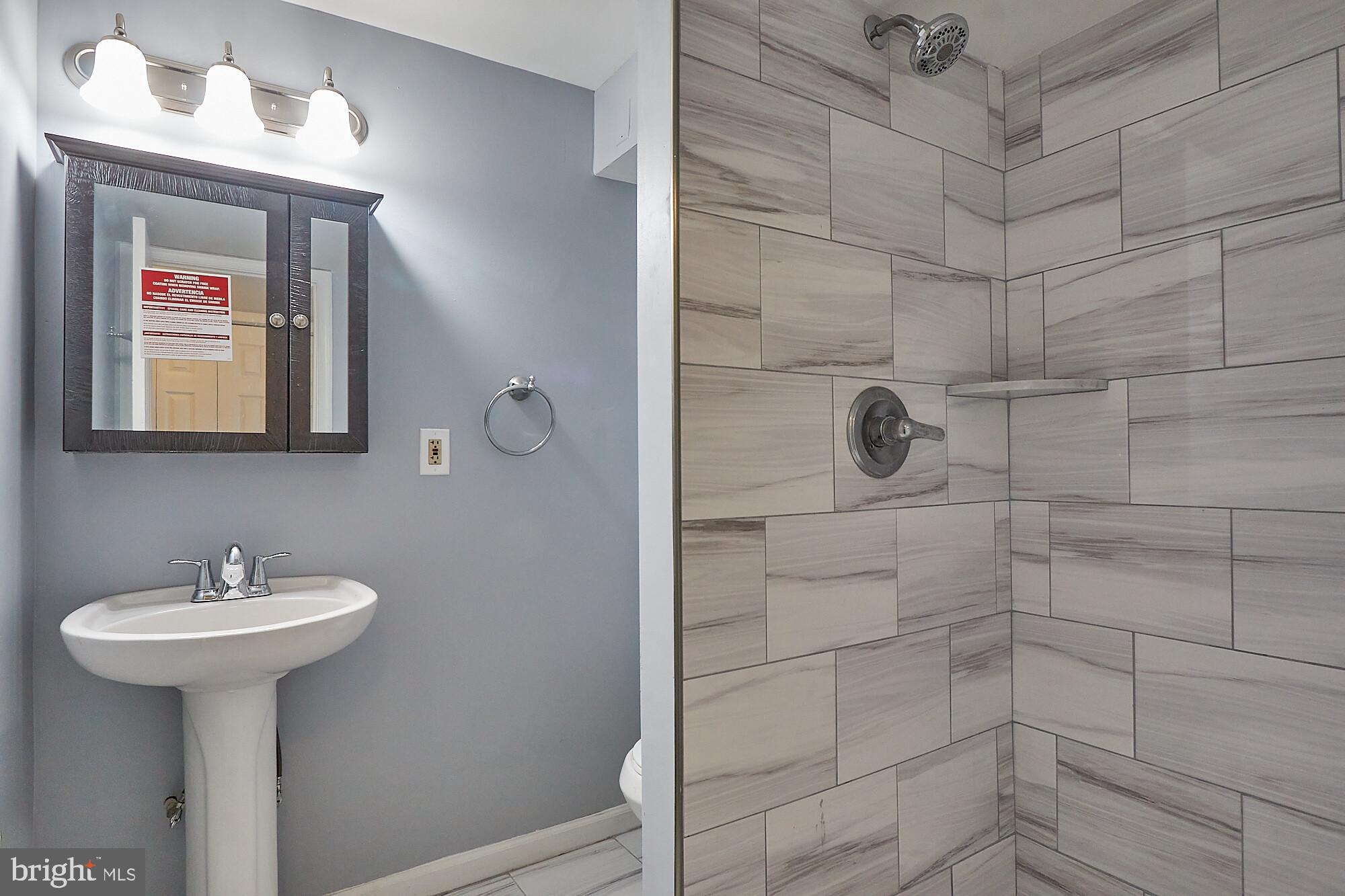 3912 Colborne Road Baltimore, MD 21229 - Photo 21 of 39