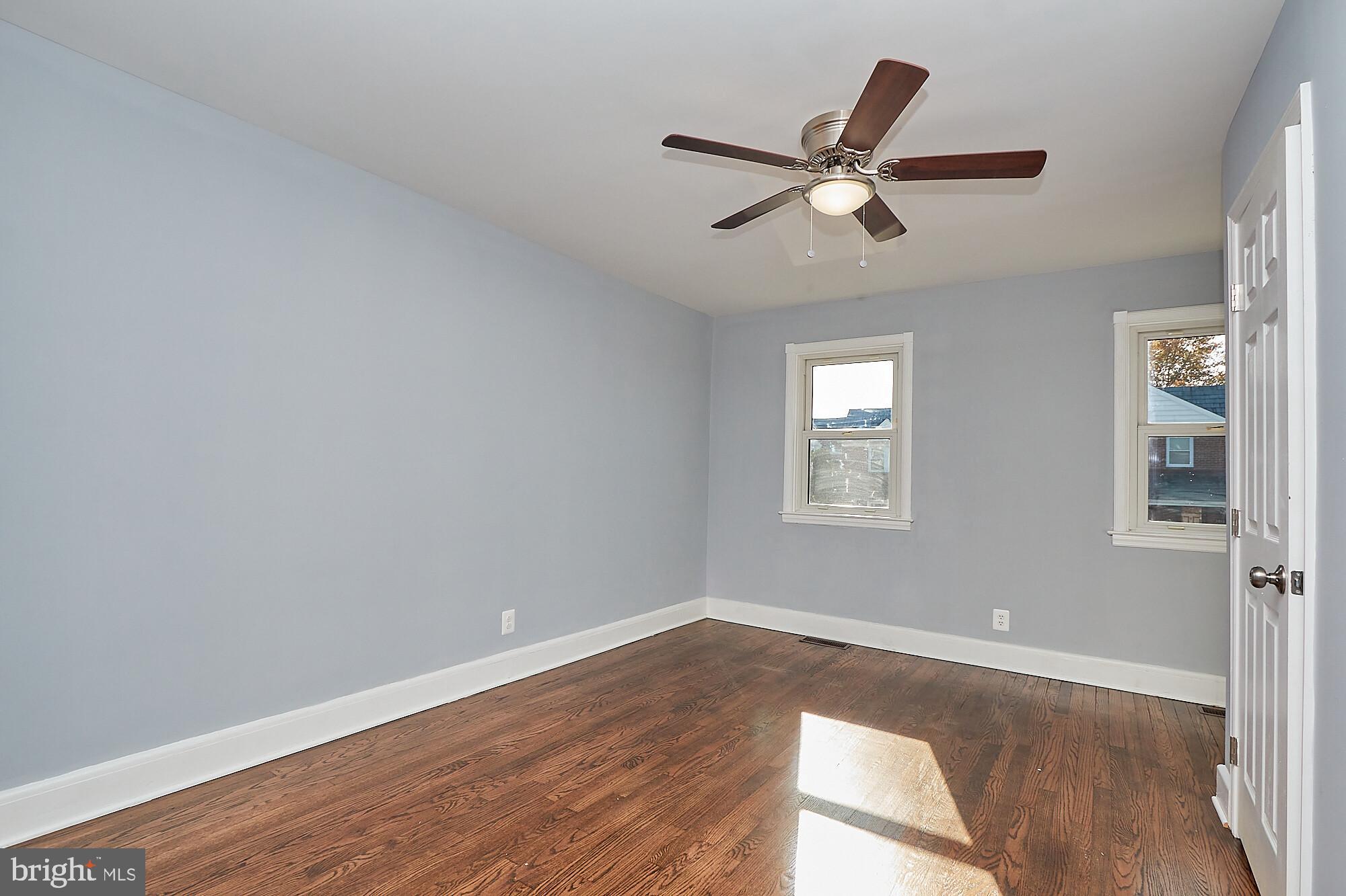 3912 Colborne Road Baltimore, MD 21229 - Photo 4 of 39