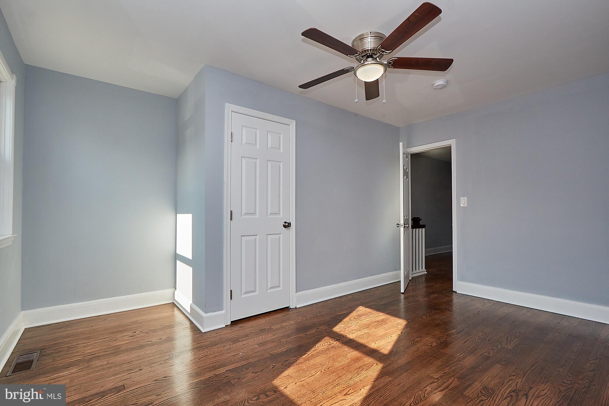 3912 Colborne Road Baltimore, MD 21229 - Photo 7 of 39