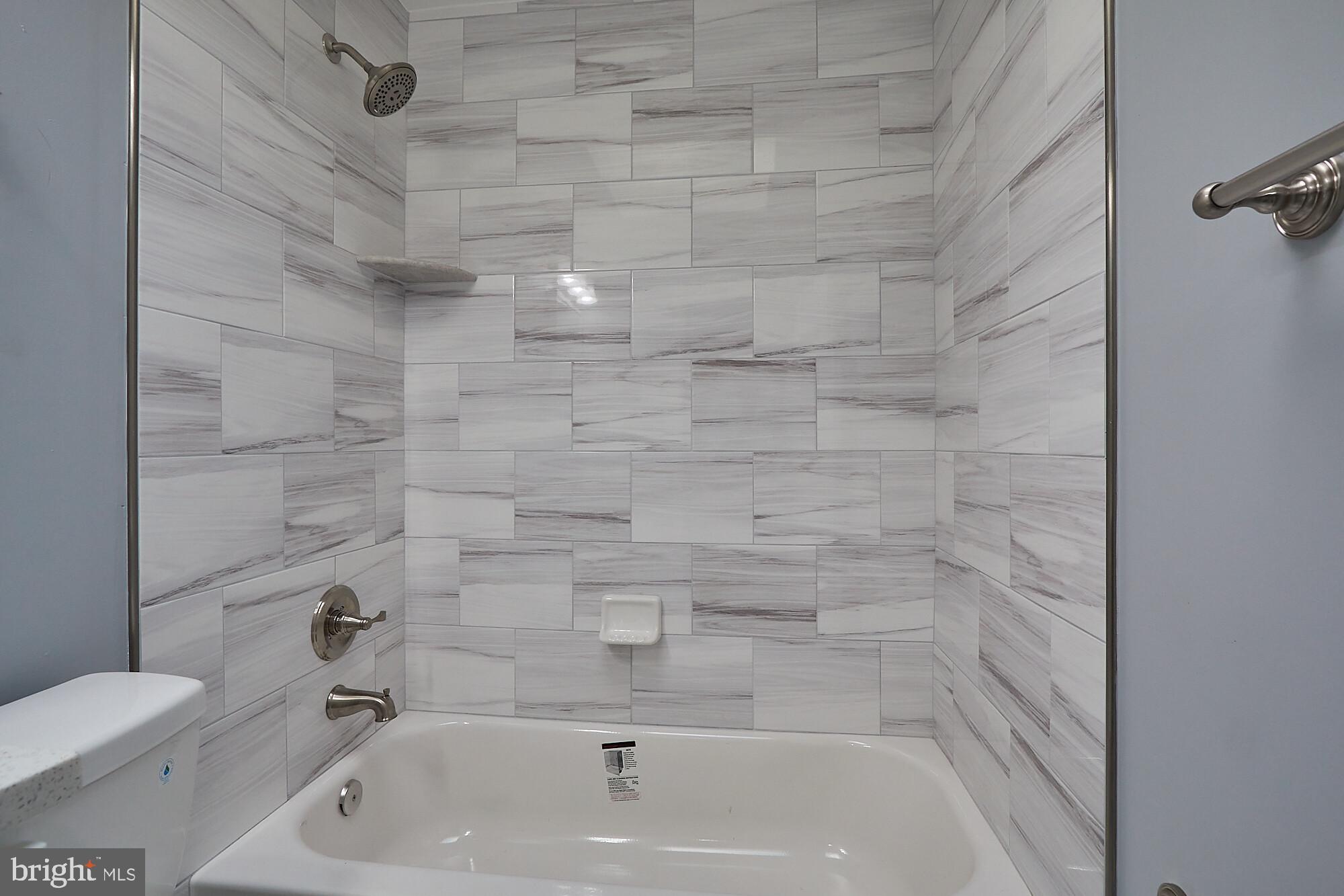 3912 Colborne Road Baltimore, MD 21229 - Photo 9 of 39