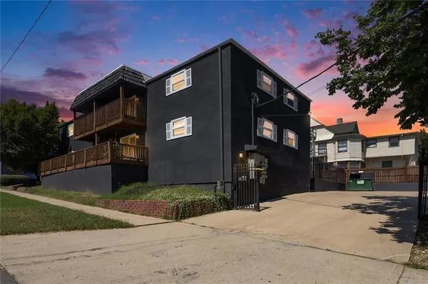 $849,900 | 4063 Warwick Boulevard, Kansas City, MO 64111