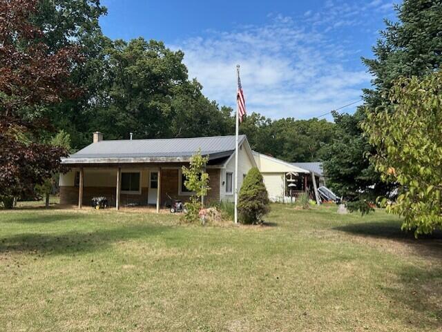 4176 East River Road Twin Lake, MI 49457 - Photo 3 of 24 thumbnail_IMG_1948