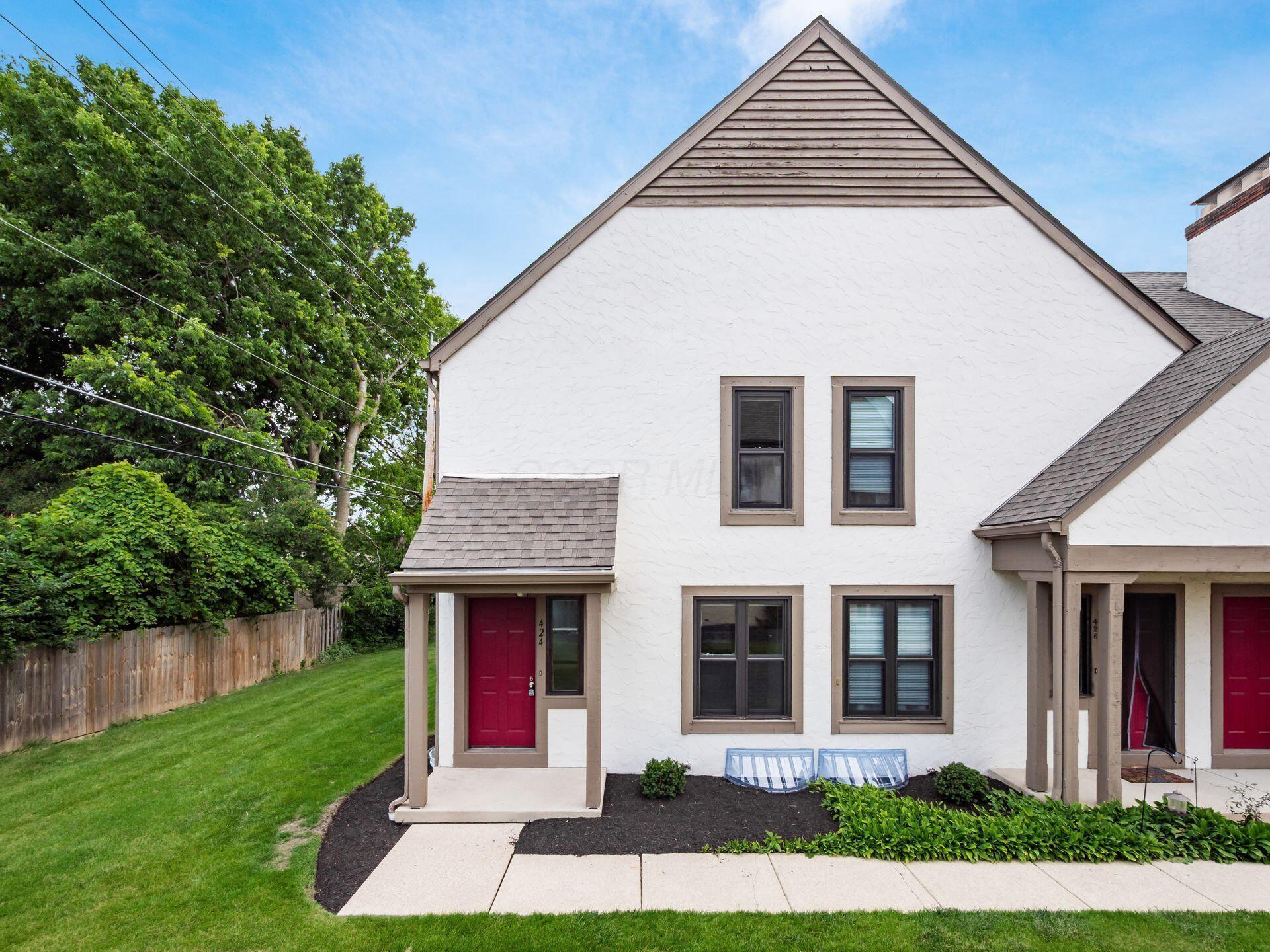 424 Edinburgh Road Dublin, OH 43017 - Photo 1 of 25