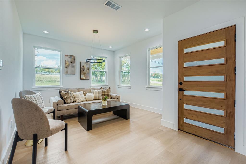 12 Climbing Tree Drive Kaufman, TX 75142 - Photo 3 of 28 a living room with furniture and a window