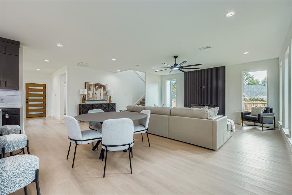 12 Climbing Tree Drive Kaufman, TX 75142 - Photo 5 of 28 a living room with furniture and wooden floor