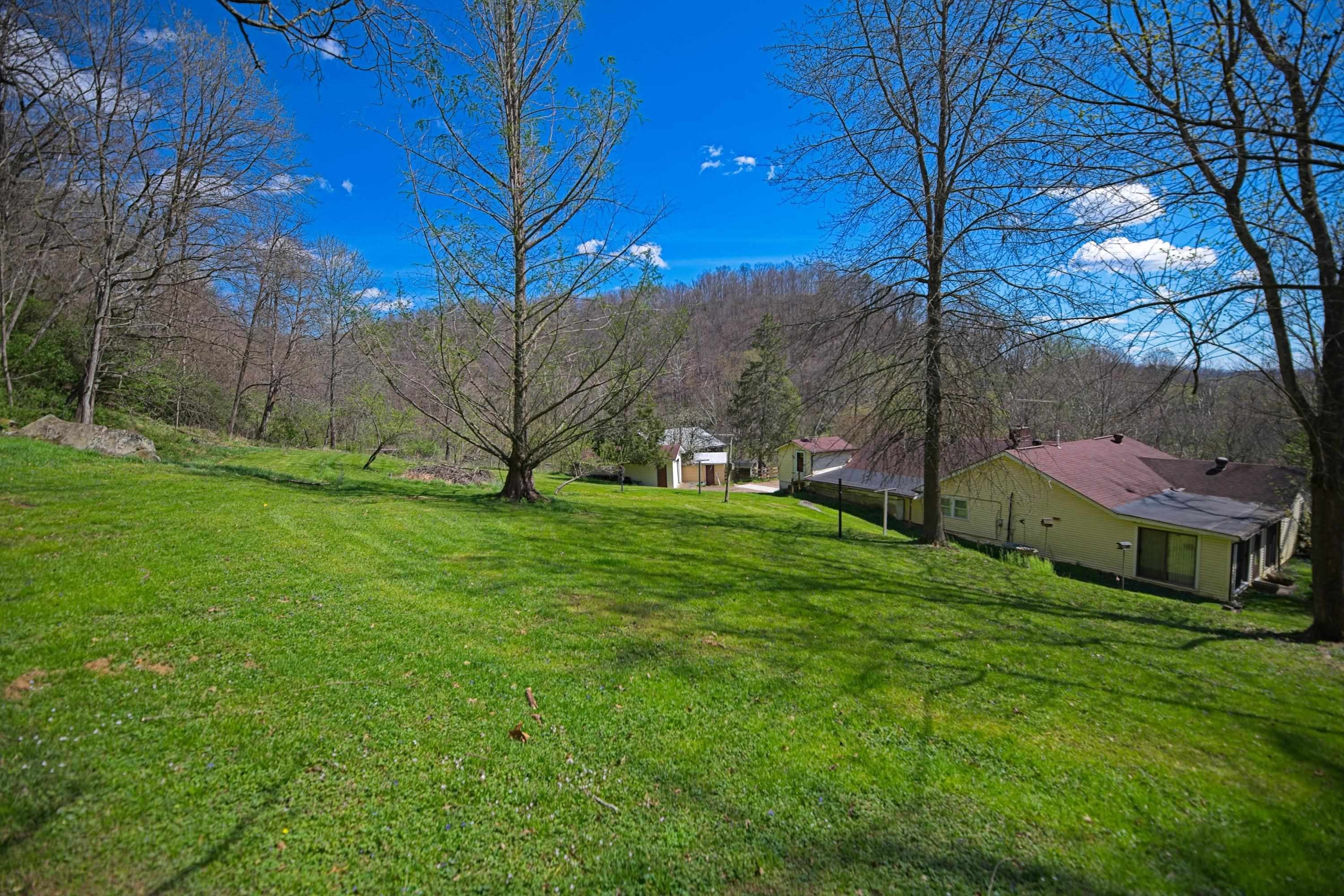 111 Sam Collins Road Huntington, WV 25702 - Photo 24 of 27 Gallery Image 24