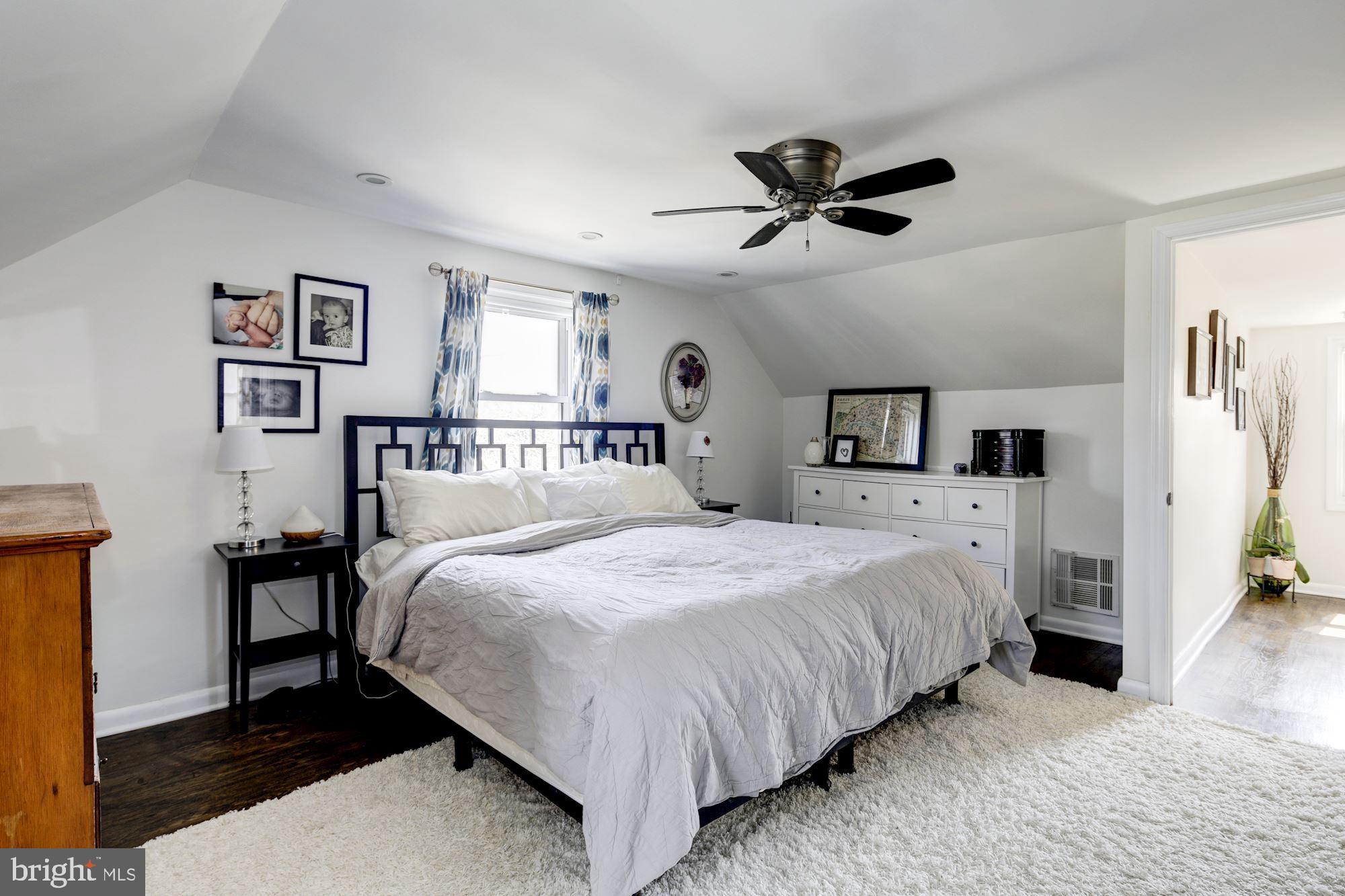 639 Murdock Road Baltimore, MD 21212 - Photo 25 of 41 Master suite.