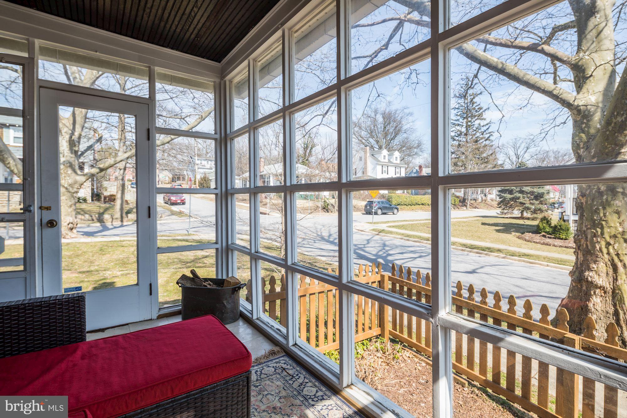 639 Murdock Road Baltimore, MD 21212 - Photo 8 of 41 Sunroom