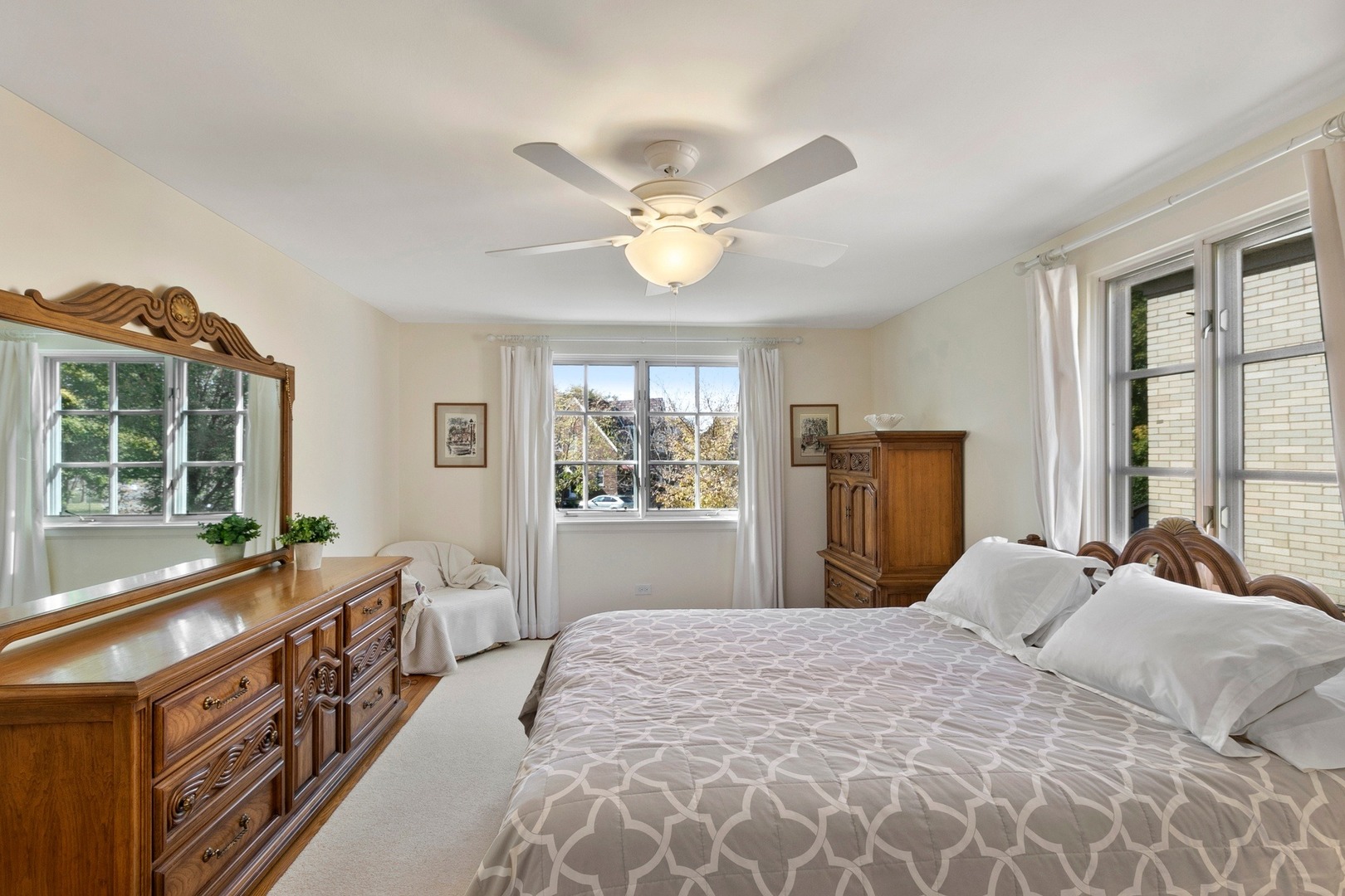 640 Selborne Road Riverside, IL 60546 - Photo 15 of 39