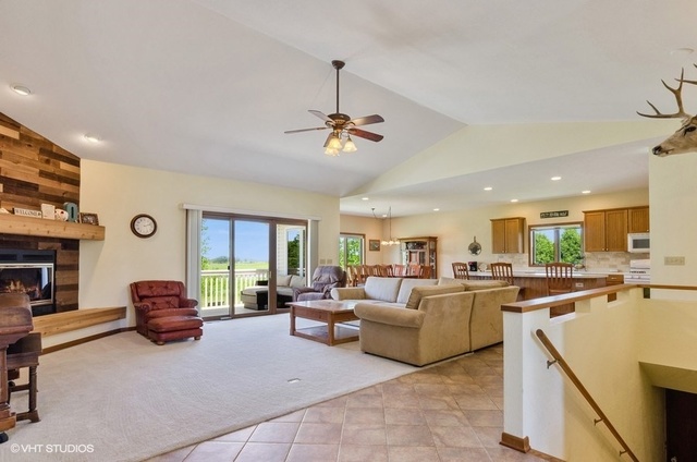 17801 Springbrook Circle Union, IL 60180 - Photo 2 of 15
