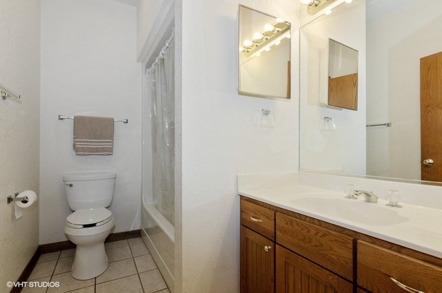 17801 Springbrook Circle Union, IL 60180 - Photo 10 of 15
